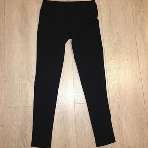 Aritzia leggings